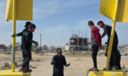 Sopravvivere a un educidio. Ricominciano le lezioni in presenza a Gaza